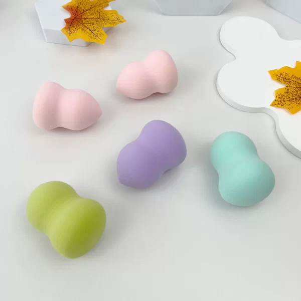 Mini soft makeup sponge puff, makeup sponge water droplet puff, makeup egg large size dry and wet sponge makeup egg - Image 3