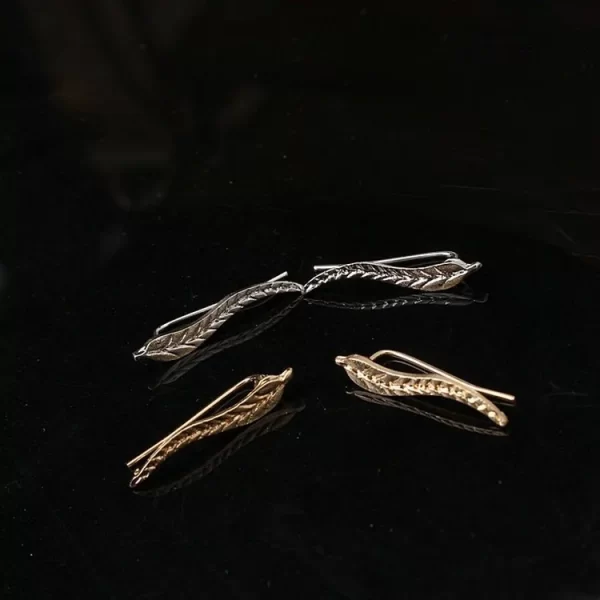 2020 Vintage Jewelry Exquisite Gold Leaf Earrings Modern Beautiful Feather Ear Stud Earrings For Women Brincos Bijoux - Image 3