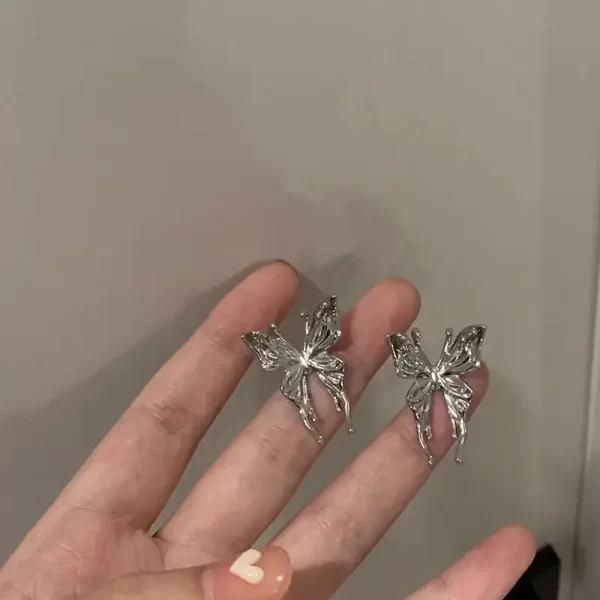 2024 New Y2K Aesthetic Hip Hop Punk Style Liquid Butterfly Zircon Earring for Woman Cool Metal Big Earrings Jewelry Wholesale - Image 11