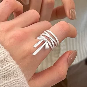 Korean Fashion Silver Color Fine Y2K Rings Simple Bowknot Retro Rings for Women Girls Aesthetic Jewelry Kpop Accessories