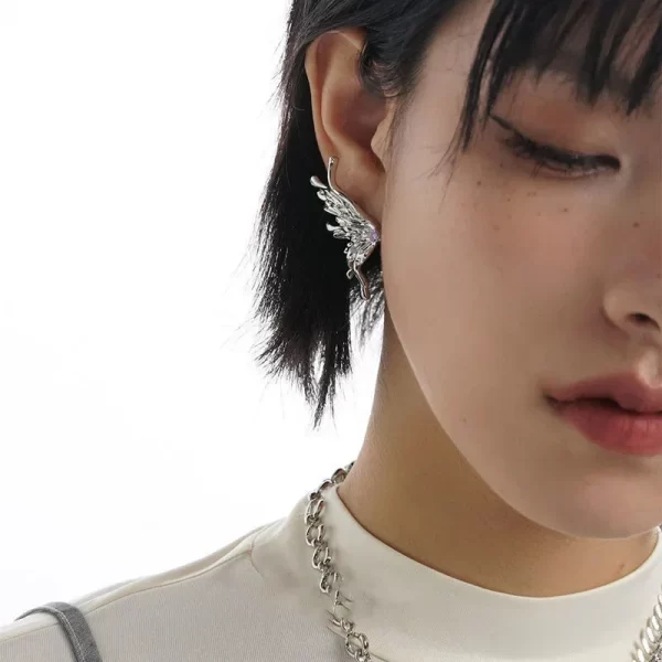 2024 New Y2K Aesthetic Hip Hop Punk Style Liquid Butterfly Zircon Earring for Woman Cool Metal Big Earrings Jewelry Wholesale - Image 3