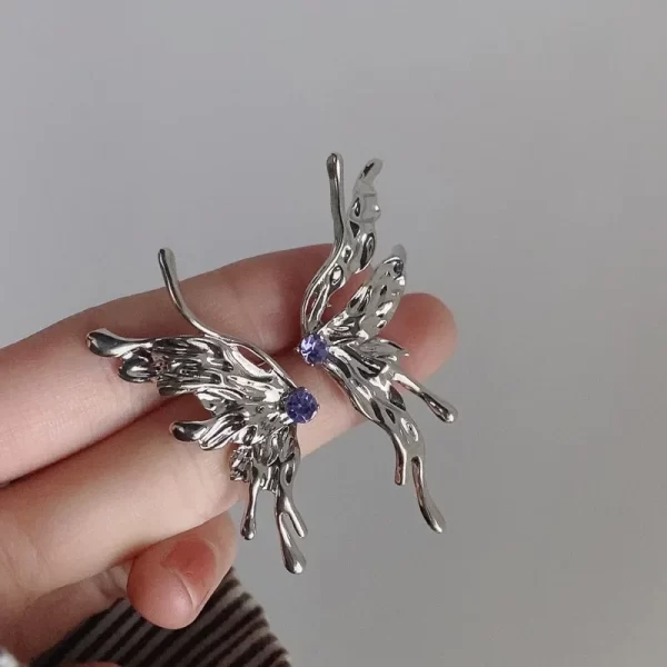 2024 New Y2K Aesthetic Hip Hop Punk Style Liquid Butterfly Zircon Earring for Woman Cool Metal Big Earrings Jewelry Wholesale - Image 4