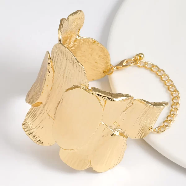 Best Lady Retro Stylish and Simple Alloy Open Bracelet Conch Shape Women's Hand Accessory for Seaside Wear Can Be DIY Matched - Image 16
