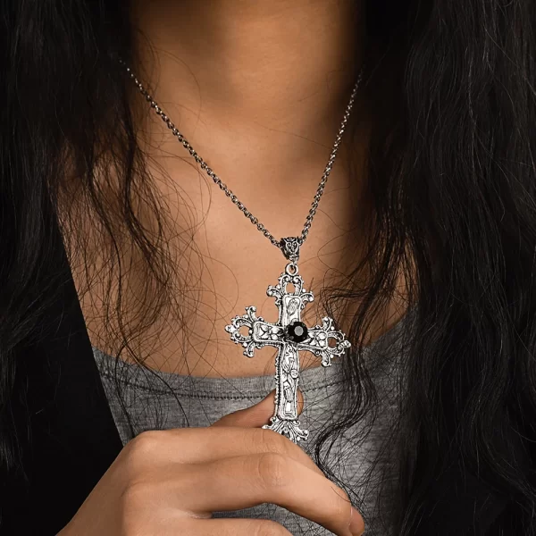 Y2K Punk Crystal Cross Pendant Necklace For Women Men Gothic Clavicle Chain Choker Necklaces Aesthetic Jewelry Bijoux Party Gift - Image 3