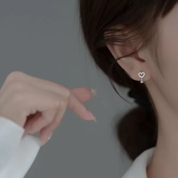 Trendy Cute Sweet Hollow Heart Cz Zircon Hoop Earring Women Classic Shiny Stud Earrings Fashion Small Ear Buckle Female Jewelry - Image 3