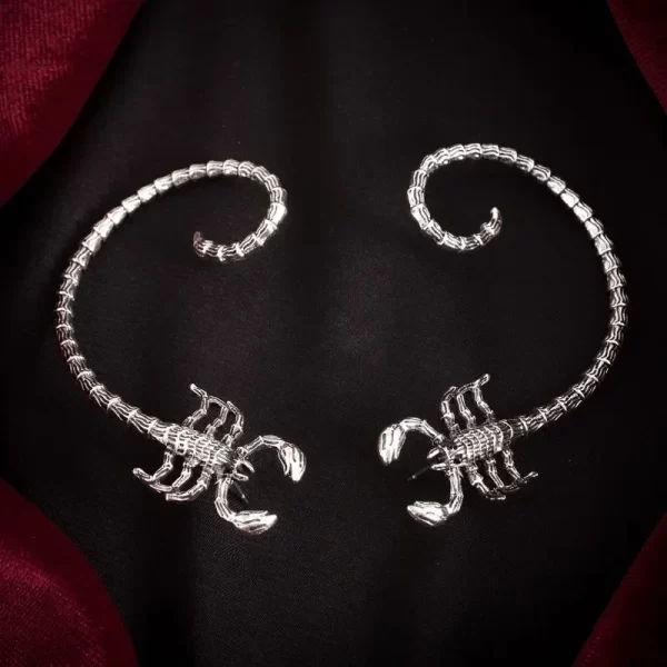 Retro Punk Dark Avant-garde Animal Venom Scorpion Ear Clip for Women  Halloween Personalized Men's Gothic Earrings Jewelry Gift - Image 4