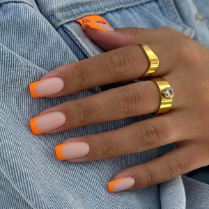 24Pcs Simple Matte Orange French False Nails Press on Wearable Artificial Mid Length Fake Nail Manicure Full Cover Nail Tips