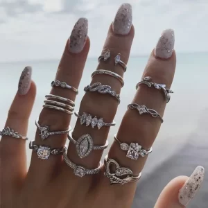 Delysia King 15pcs Bohemian Style Ladies Metal Joint Ring Set Leaves Fashion Crystal Water Droplets Rings