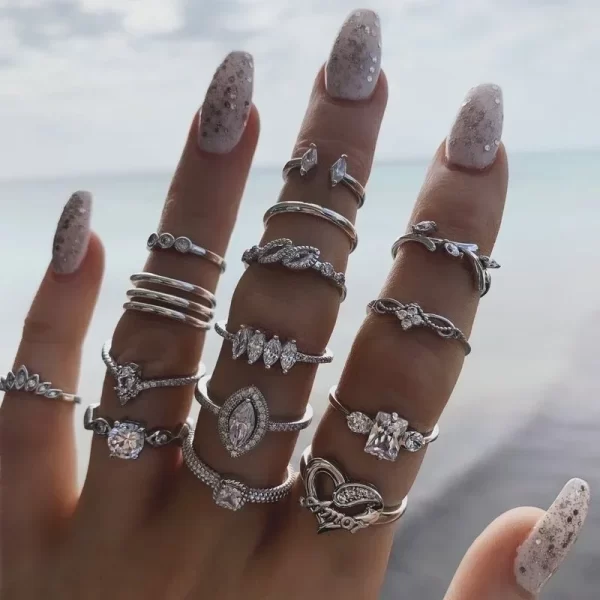 Delysia King 15pcs Bohemian Style Ladies Metal Joint Ring Set Leaves Fashion Crystal Water Droplets Rings