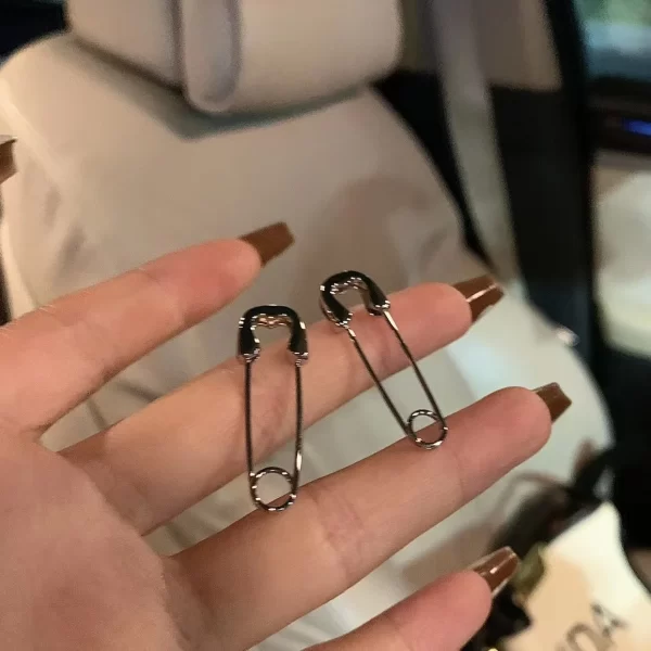 Korean Punk Rock Grunge Silver Color Metal Safety Pin Stud Earrings For Women Men 90s Aesthetic EMO Y2K Jewelry Accessories - Image 2