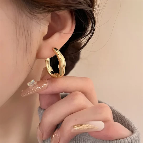 Personality Curve Metal Geometric Hoop Earrings For Women Minimalist Irregular U-Shape Ear Buckle Wedding Party Jewelry Gifts - Image 6