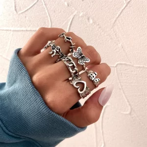 Vintage Gothic Heart Rings Set For Women Men Punk Playing Card Spades Geometric Hollow Butterfly Ring Retro Finger Ring Jewelry