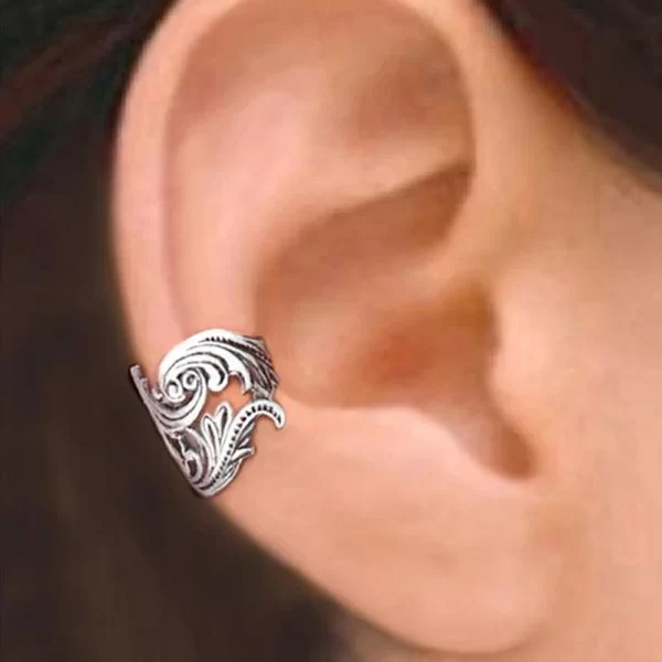 Huitan Ethnic Pattern Ear Cuff for Women Metal Silver Color/Gold Color Exquisite Clip Earrings Fake Piercing Girls Teens Jewelry